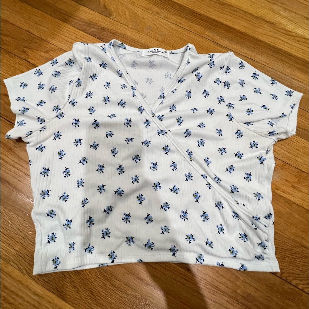 Blue and white floral top